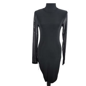 ⭐️NWT Fashion Nova Closing the Club Mini Dress Sz M